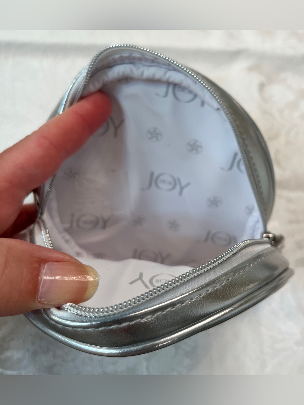 Dior Joy Silver Round Cosmetic Pouch with Star Charm and Box - Picture 2 of 7